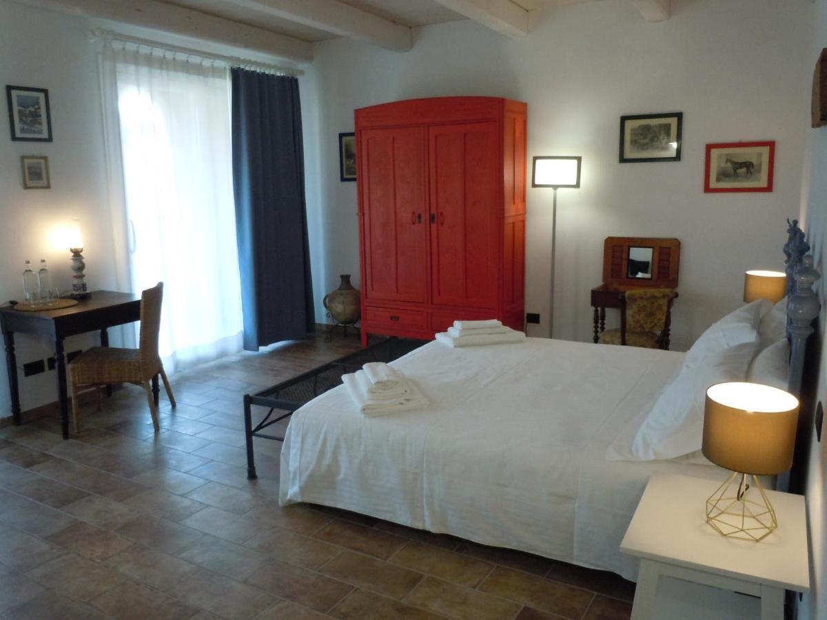 Antica Cascina Pilo Villa Monchiero Luaran gambar