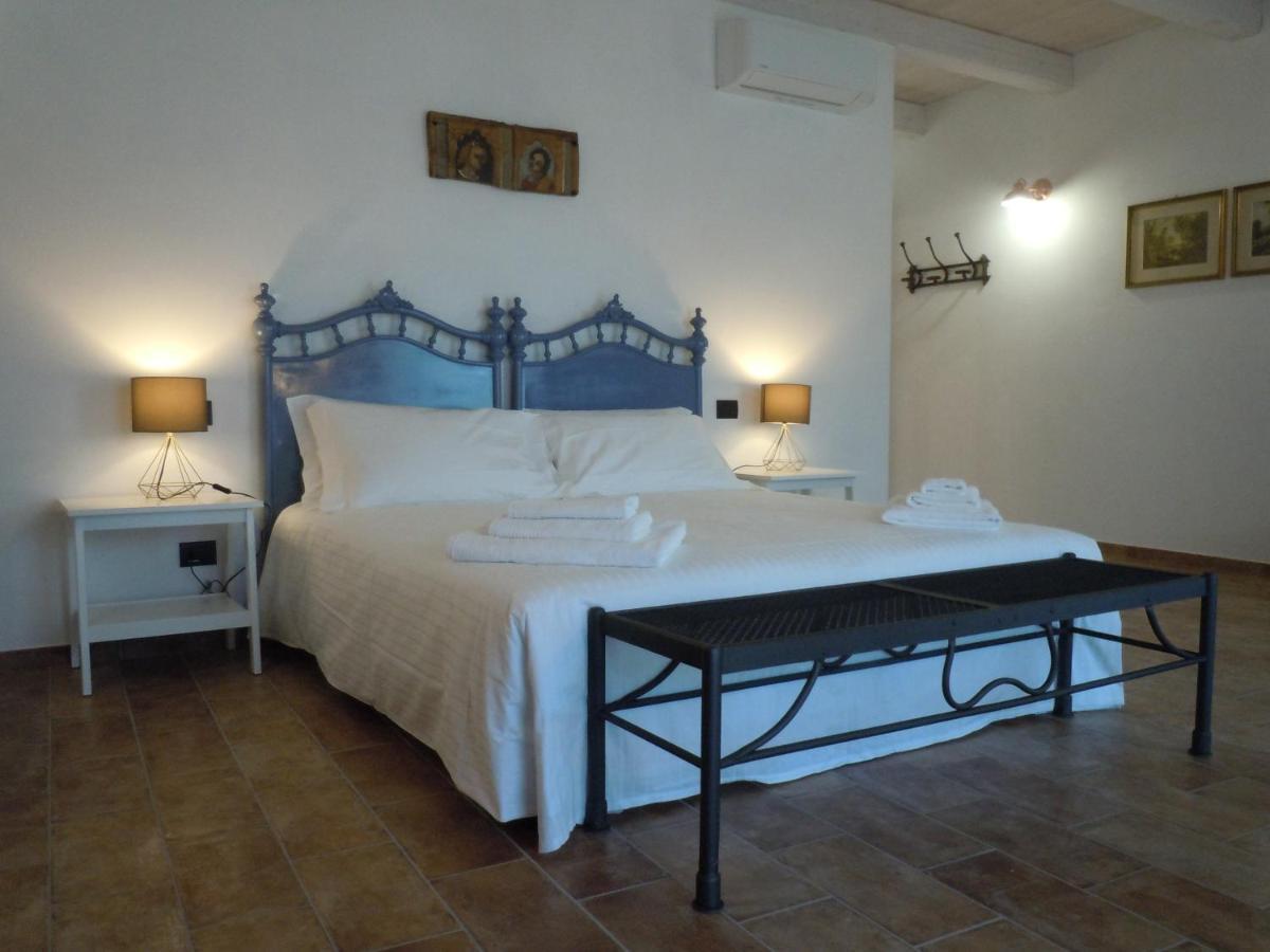Antica Cascina Pilo Villa Monchiero Luaran gambar