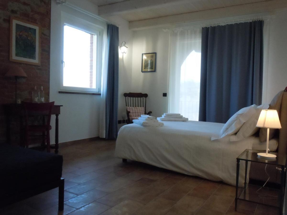 Antica Cascina Pilo Villa Monchiero Luaran gambar