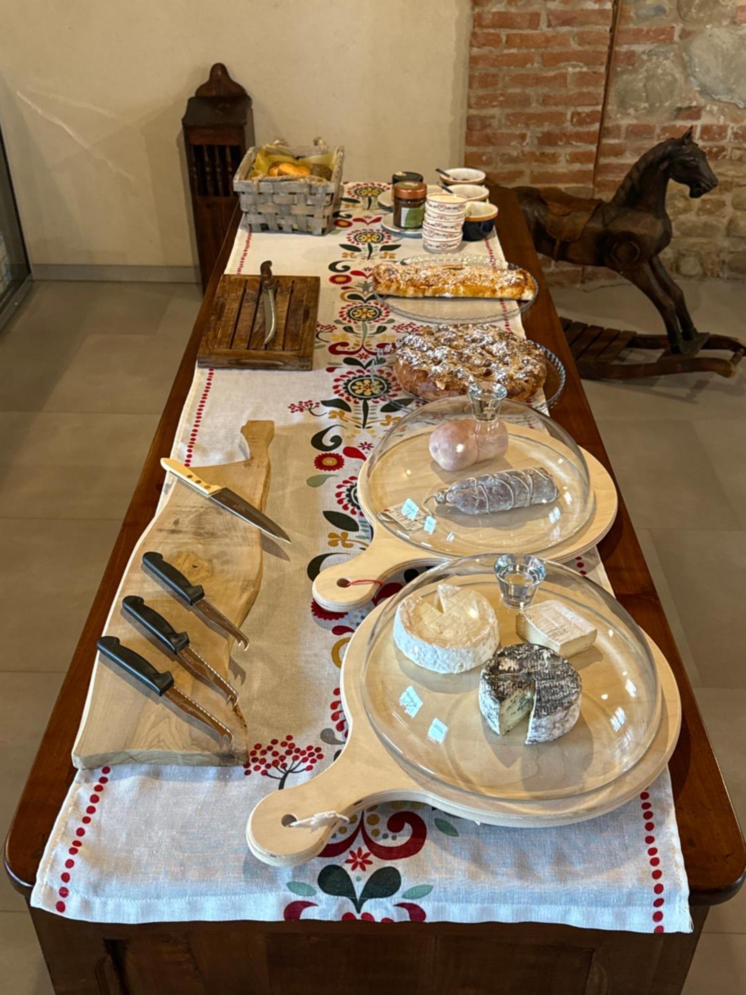 Antica Cascina Pilo Villa Monchiero Luaran gambar